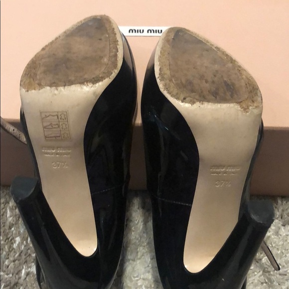 Miu Miu - Picture 7 of 9